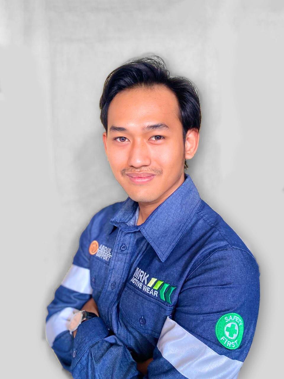 Abdul Aziz Mundzir, S.Tr.T.