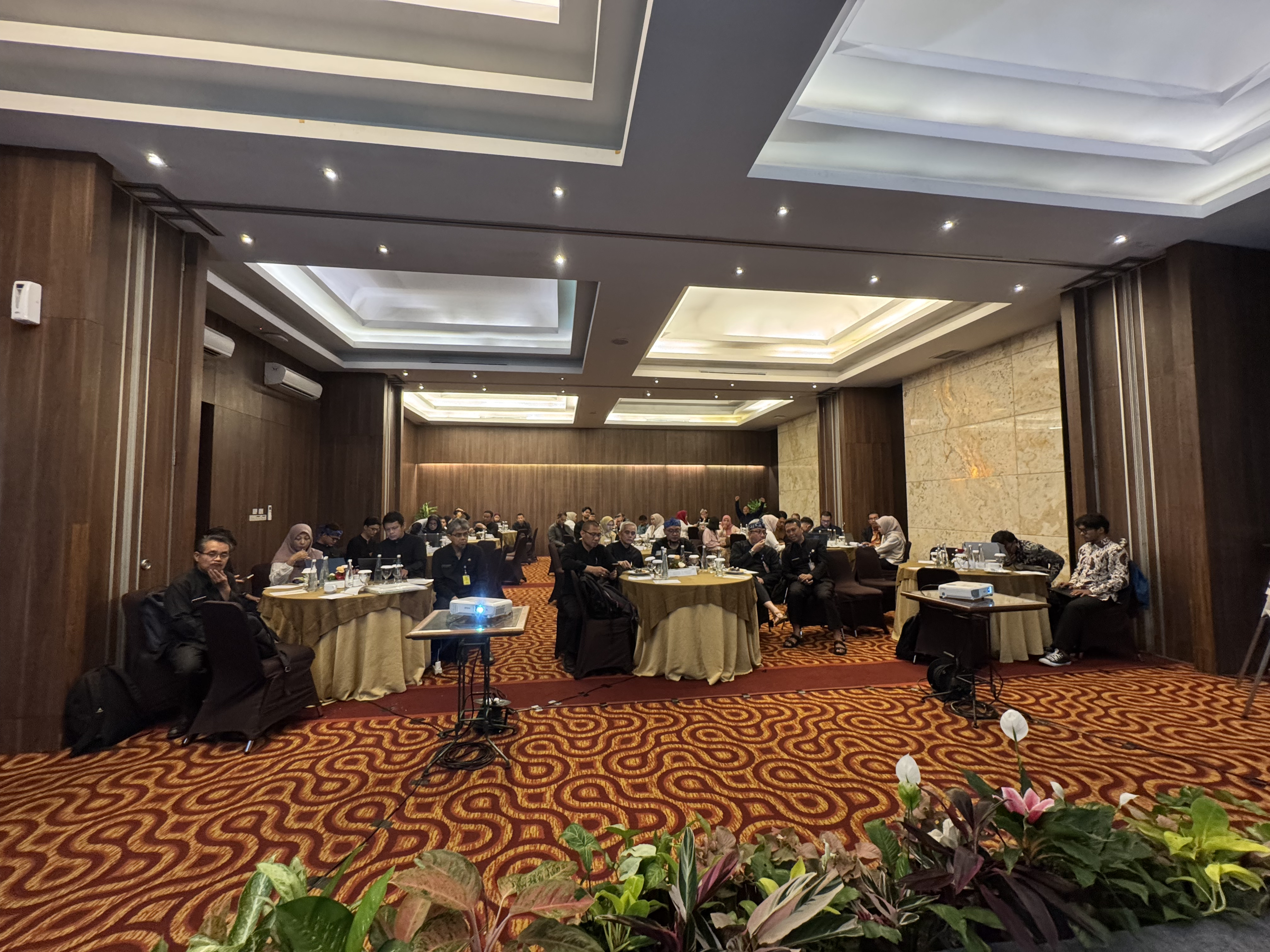 Diskusi Strategi Administratif